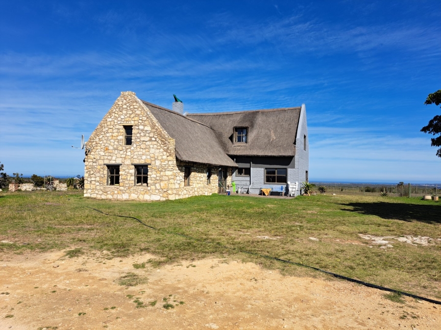 10 Bedroom Property for Sale in Stilbaai Rural Western Cape